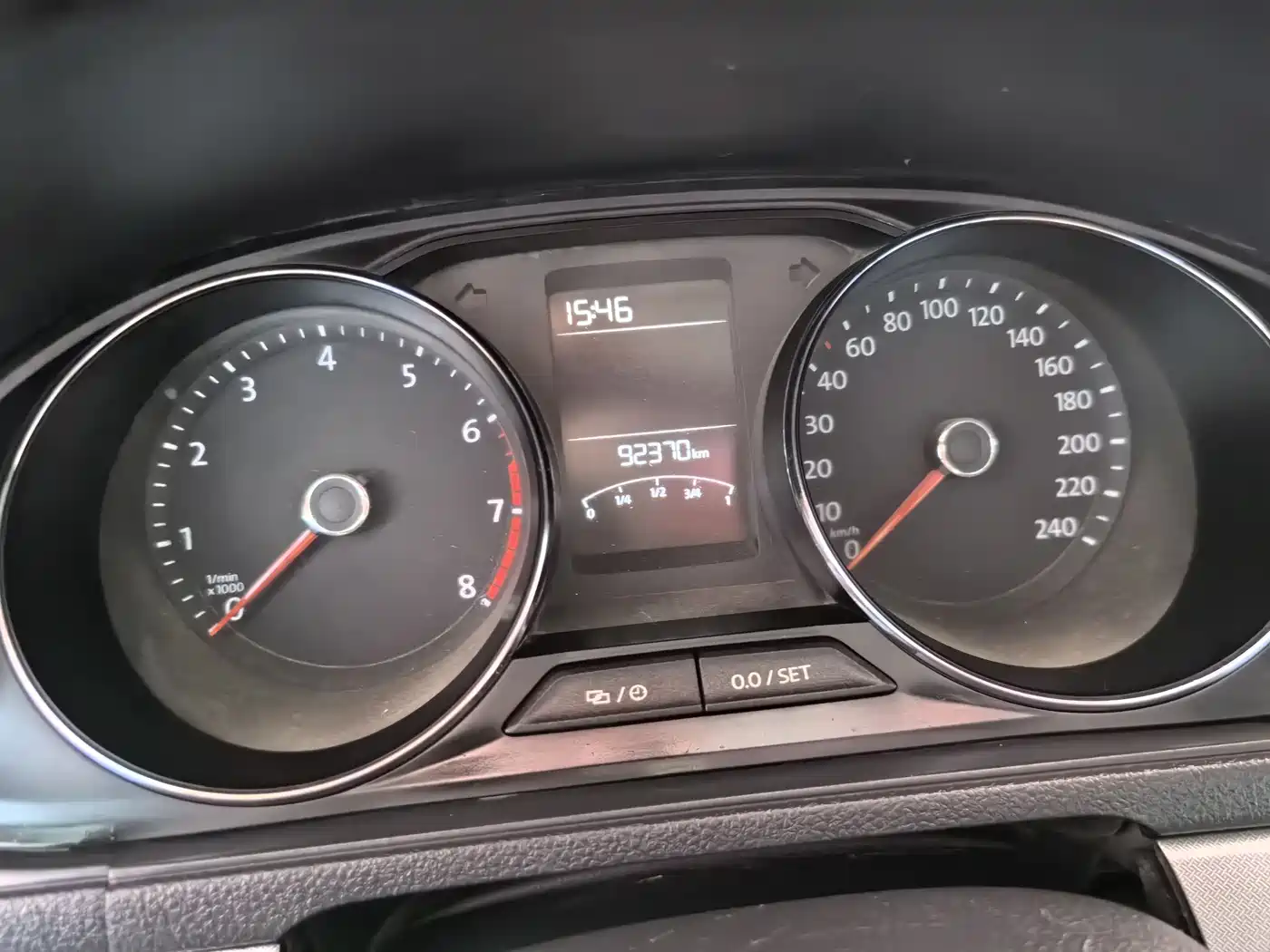 Volkswagen Lavida 2015 230TSI DSG Comfort Edition фото 9