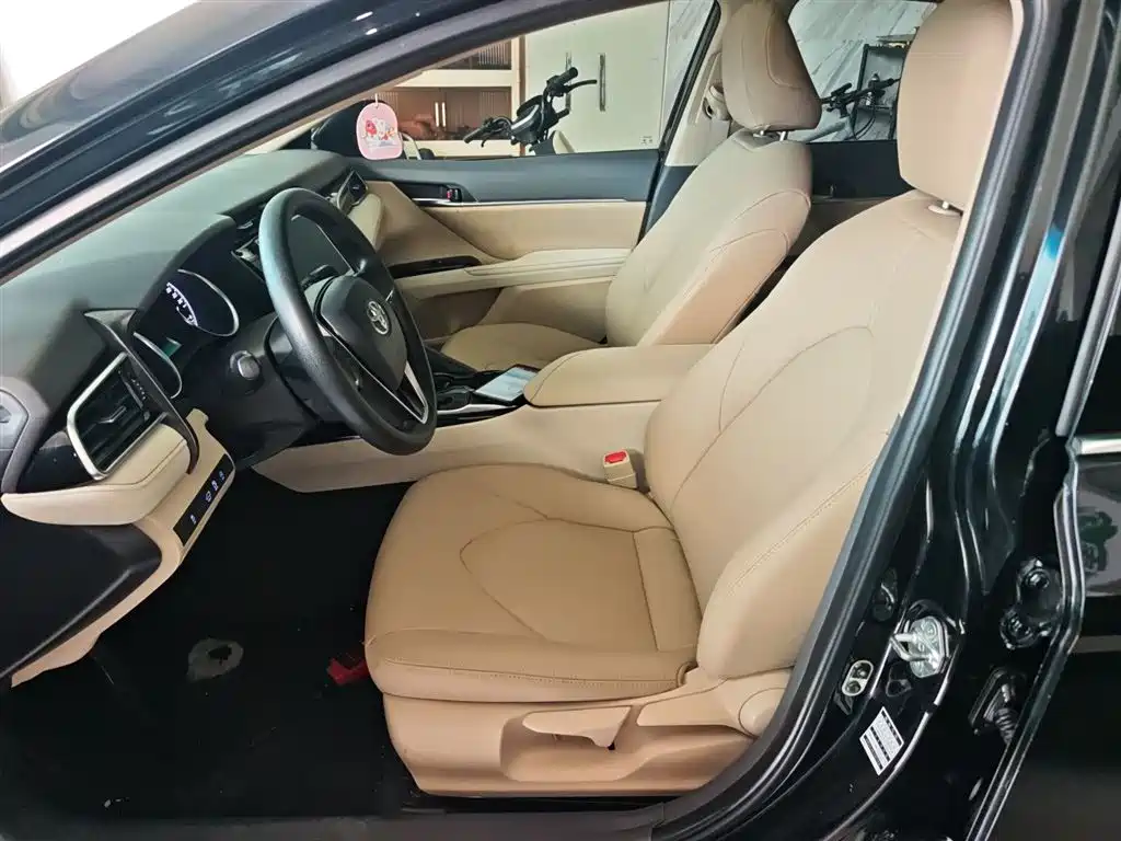 Toyota Camry 2019 2.0E Elite Edition China VI фото 7
