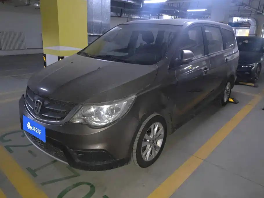 Baojun 730 2014 2014 1.5L Manual Standard 7-seater