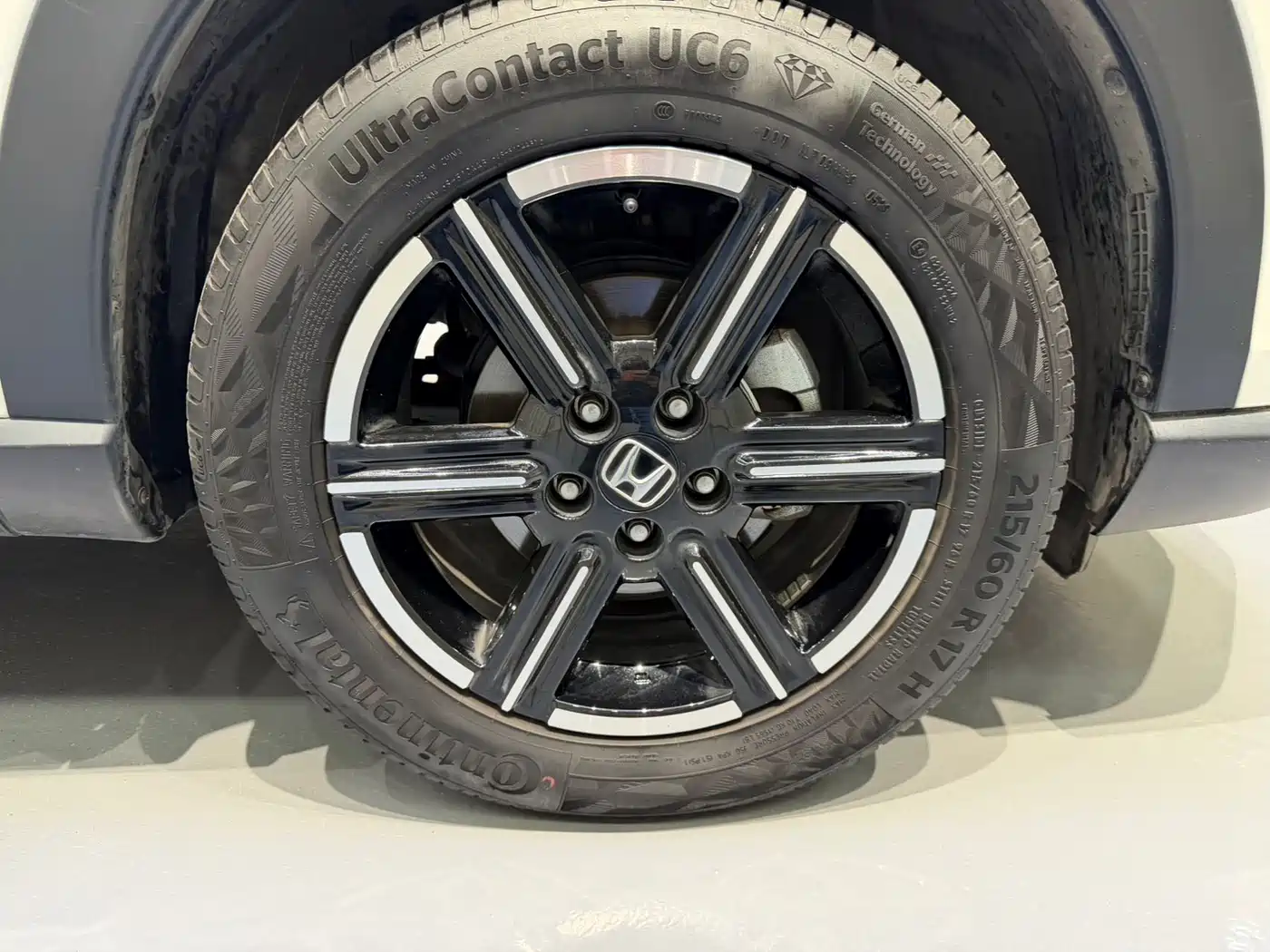 Photo 15 - Honda Vezel