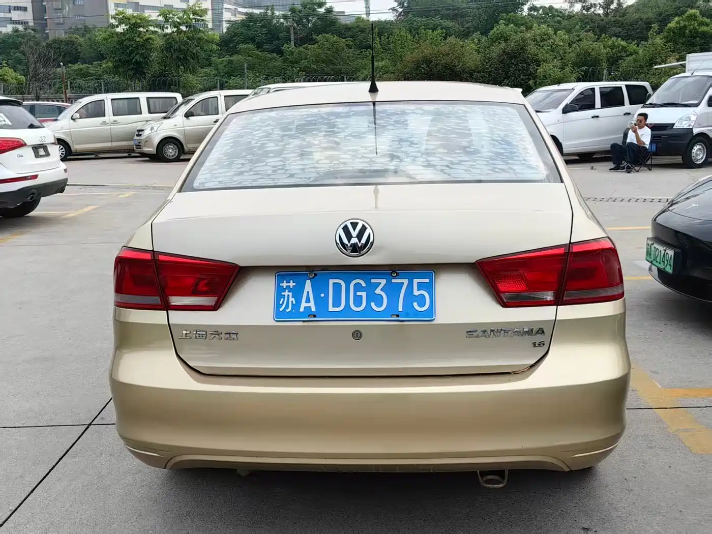 Volkswagen Santana 2013 1.6L Manual Trend Edition фото 10