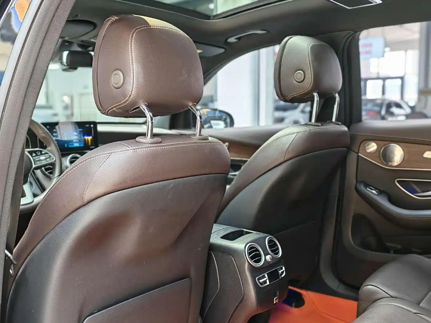 Mercedes-Benz GLC 2020 Facelift GLC 300 L 4MATIC Dynamic фото 10