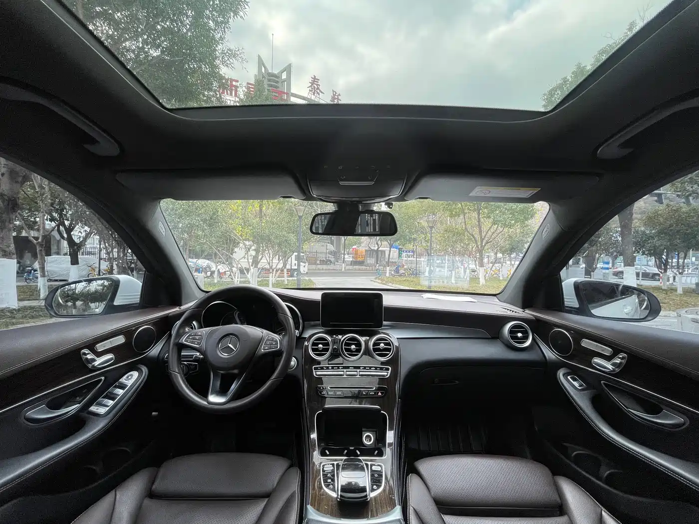 Mercedes-Benz GLC 2017 GLC 260 4MATIC Dynamic фото 9