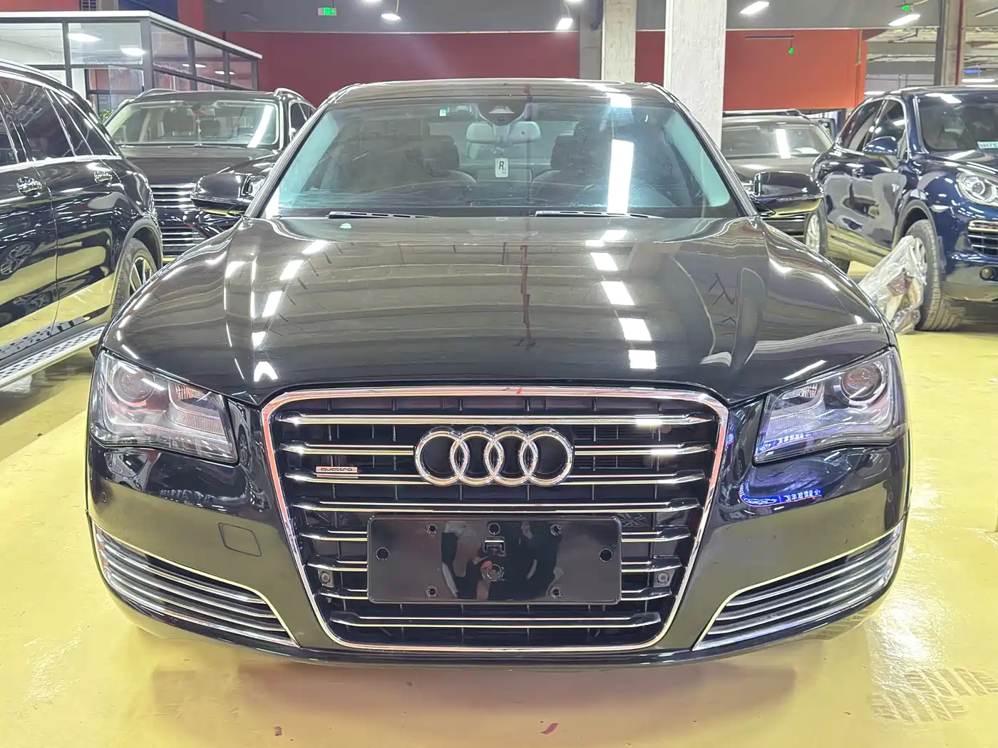 Audi A8 2013 A8L 45 TFSI quattro Luxury фото 7