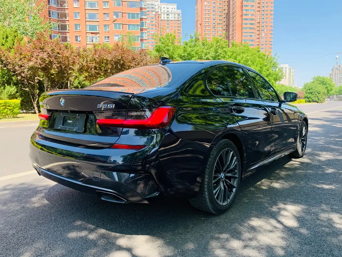 BMW 3-SERIES