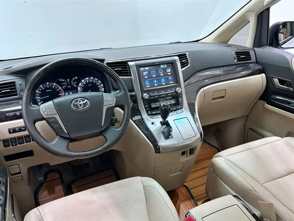 Toyota Alphard 2012 3.5L Luxury Edition фото 19