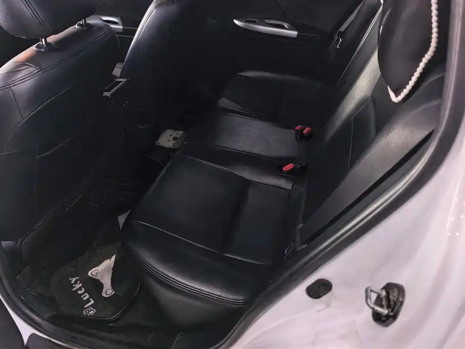 Toyota YARiS L Zhi Xiang 2022 1.5L CVT Leading PLUS Edition фото 11