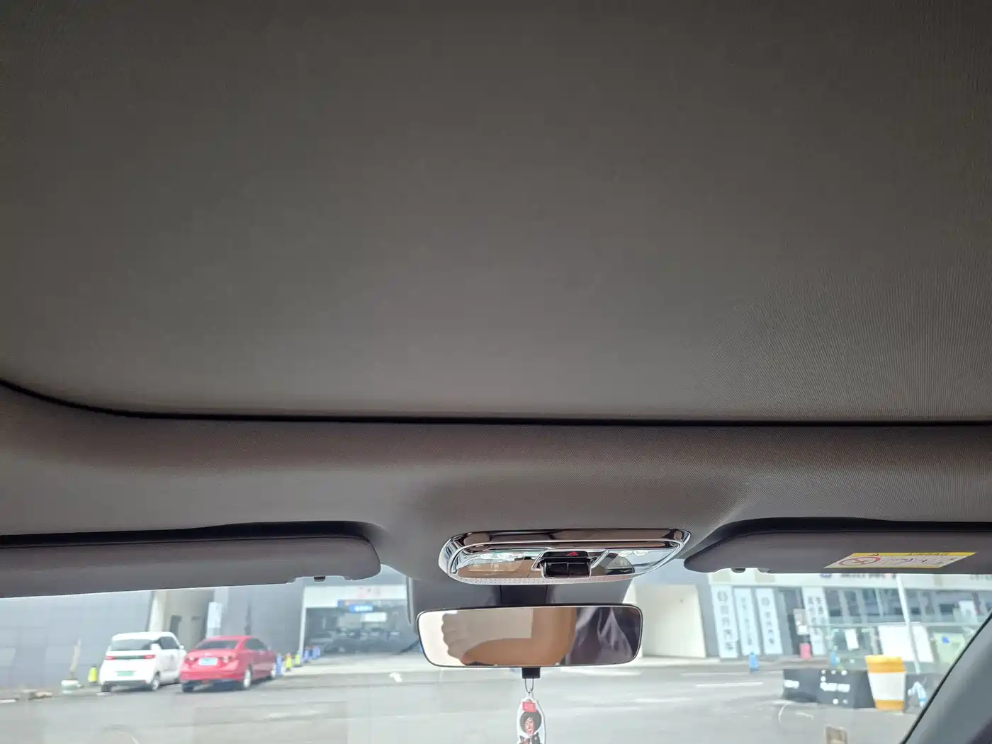 Geely Galaxy Galaxy A7 2025 EM-i фото 23