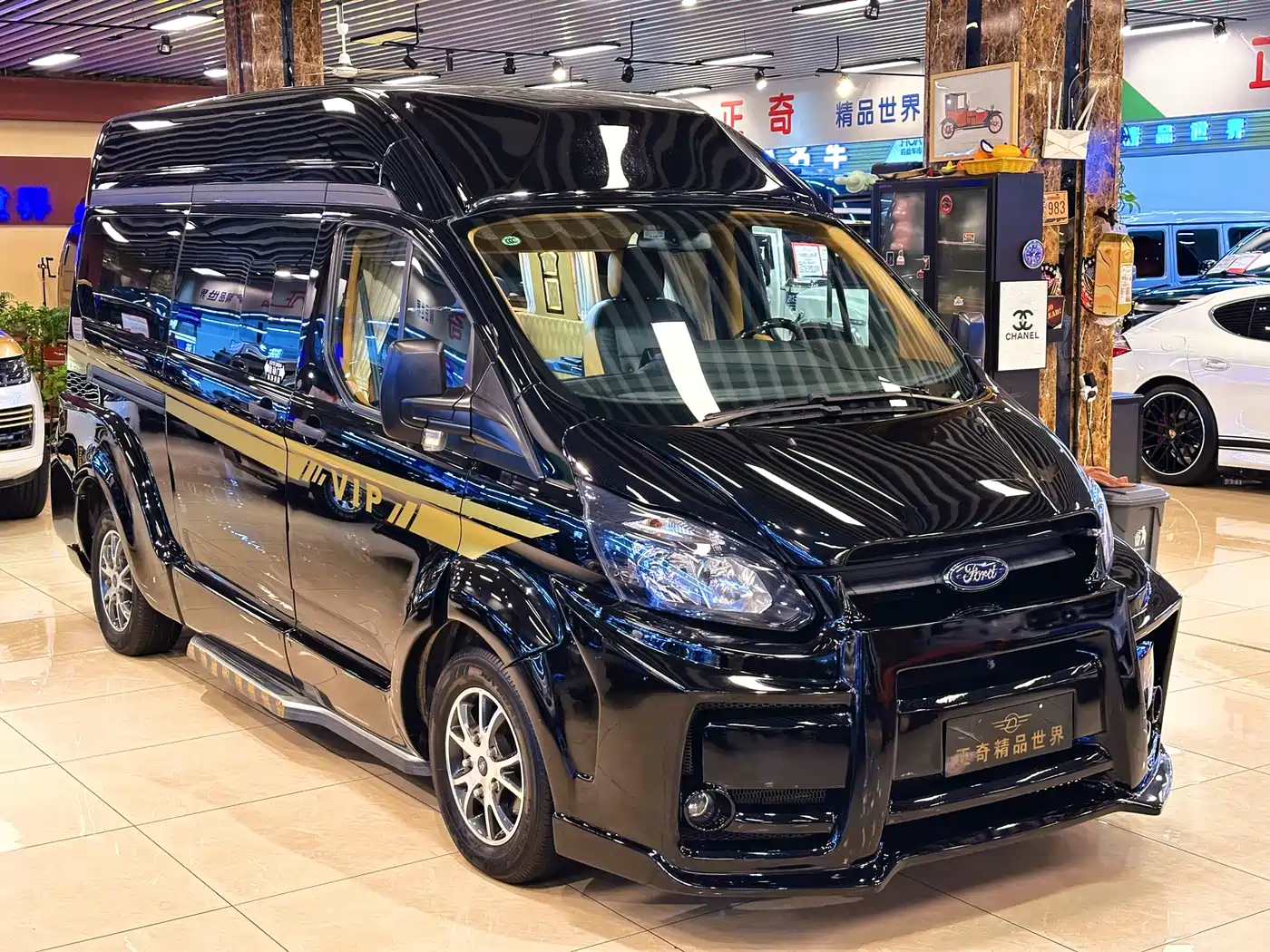 Ford Transit 2020 2.0T Gasoline Multi-purpose Commercial Vehicle Medium Wheelbase Low Roof Dual Swing Doors China V