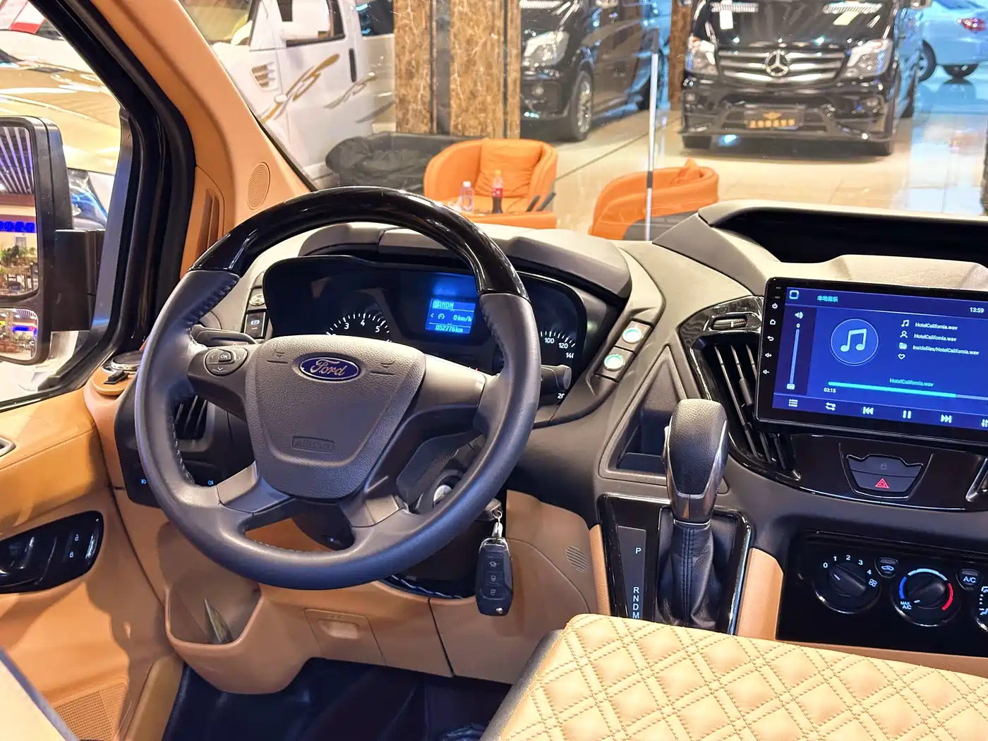 Ford Transit 2020 2.0T Gasoline Multi-purpose Commercial Vehicle Medium Wheelbase Low Roof Dual Swing Doors China V фото 28