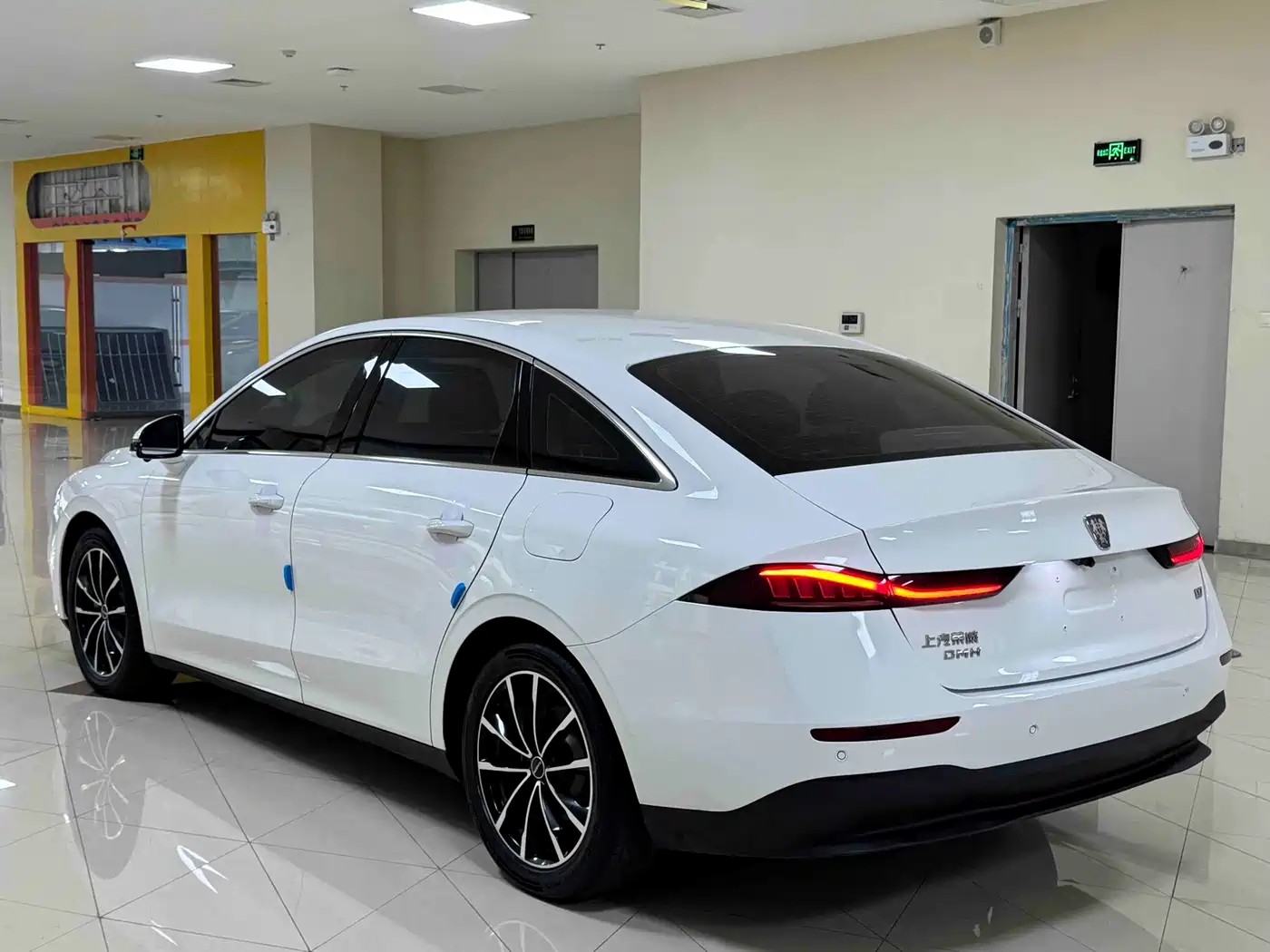 Photo 19 - Roewe D7