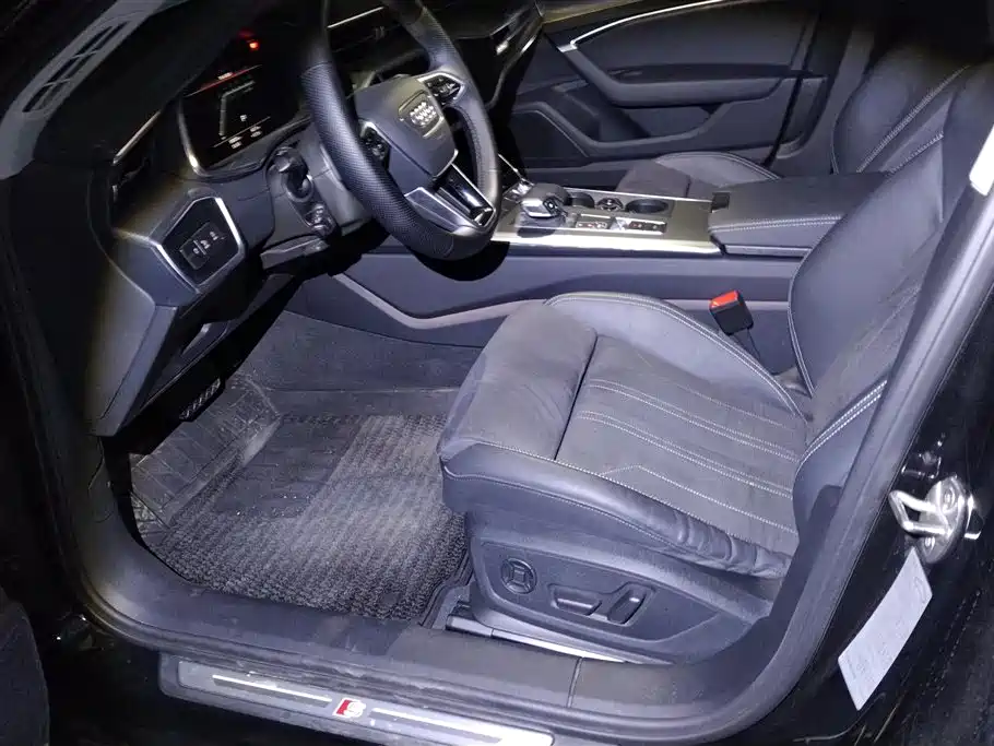 AUDI A6 (IMPORT)