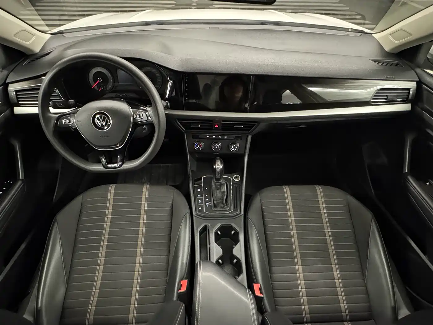 Volkswagen Lavida 2021 1.5L Auto Comfort Edition фото 10