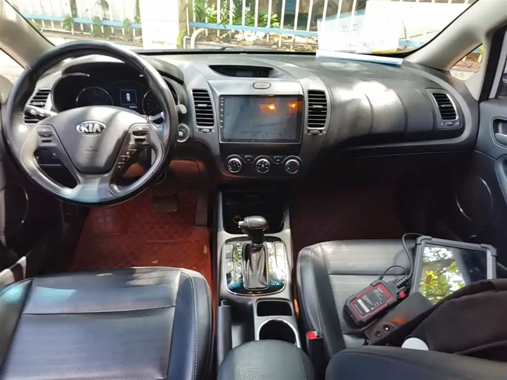 Kia K3 2017 1.6L Automatic 15th Anniversary Special GLS фото 10