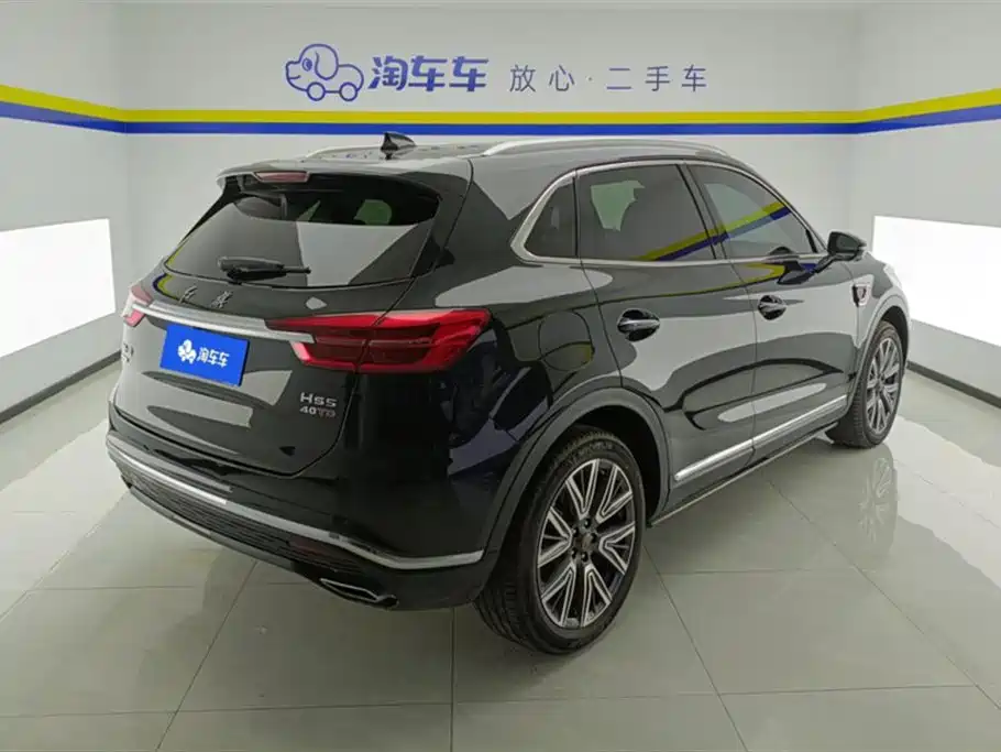 Hongqi HS5 2022 Facelift 2.0T Smart Flag Enjoyment Edition фото 3