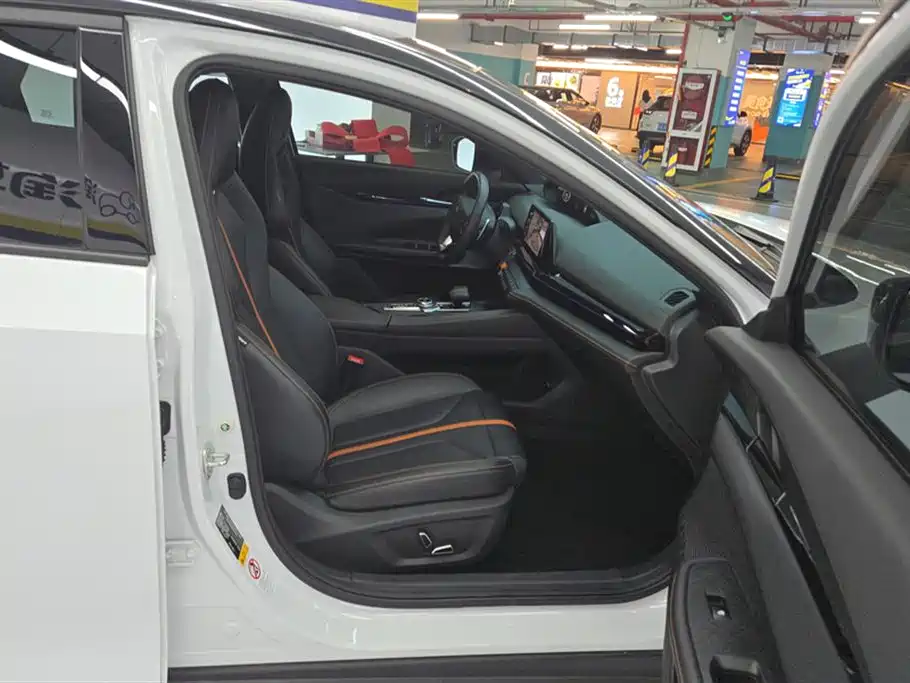 CHANGAN UNI-V