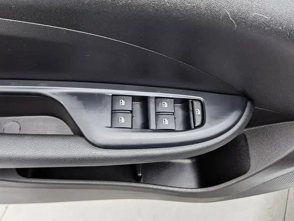 Фото 9 - Buick Excelle