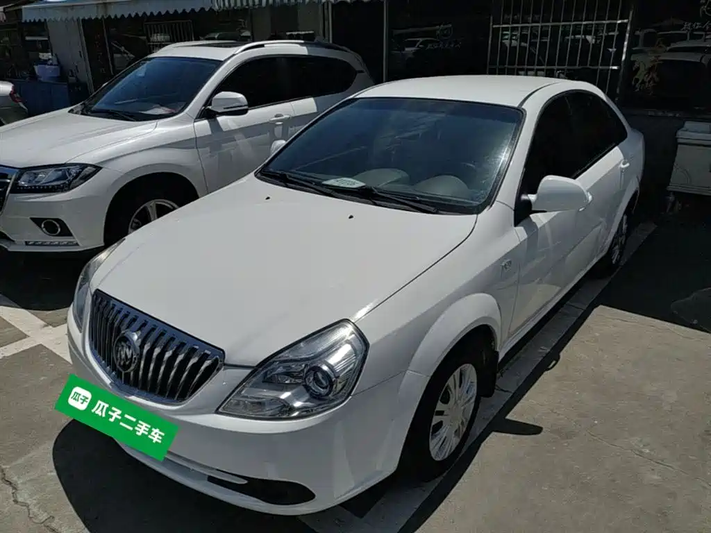 Buick Excelle 2015 1.5L Automatic Classic фото 2