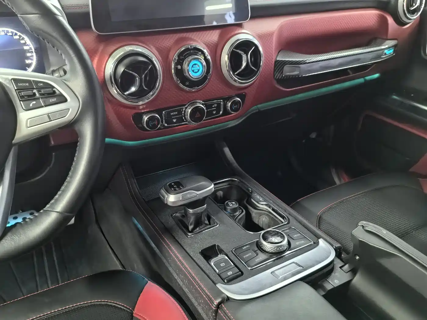 BAIC ORV Beijing Offroad BJ40 2020 2.0T Automatic AWD Urban Hunter Edition Hero Type фото 11