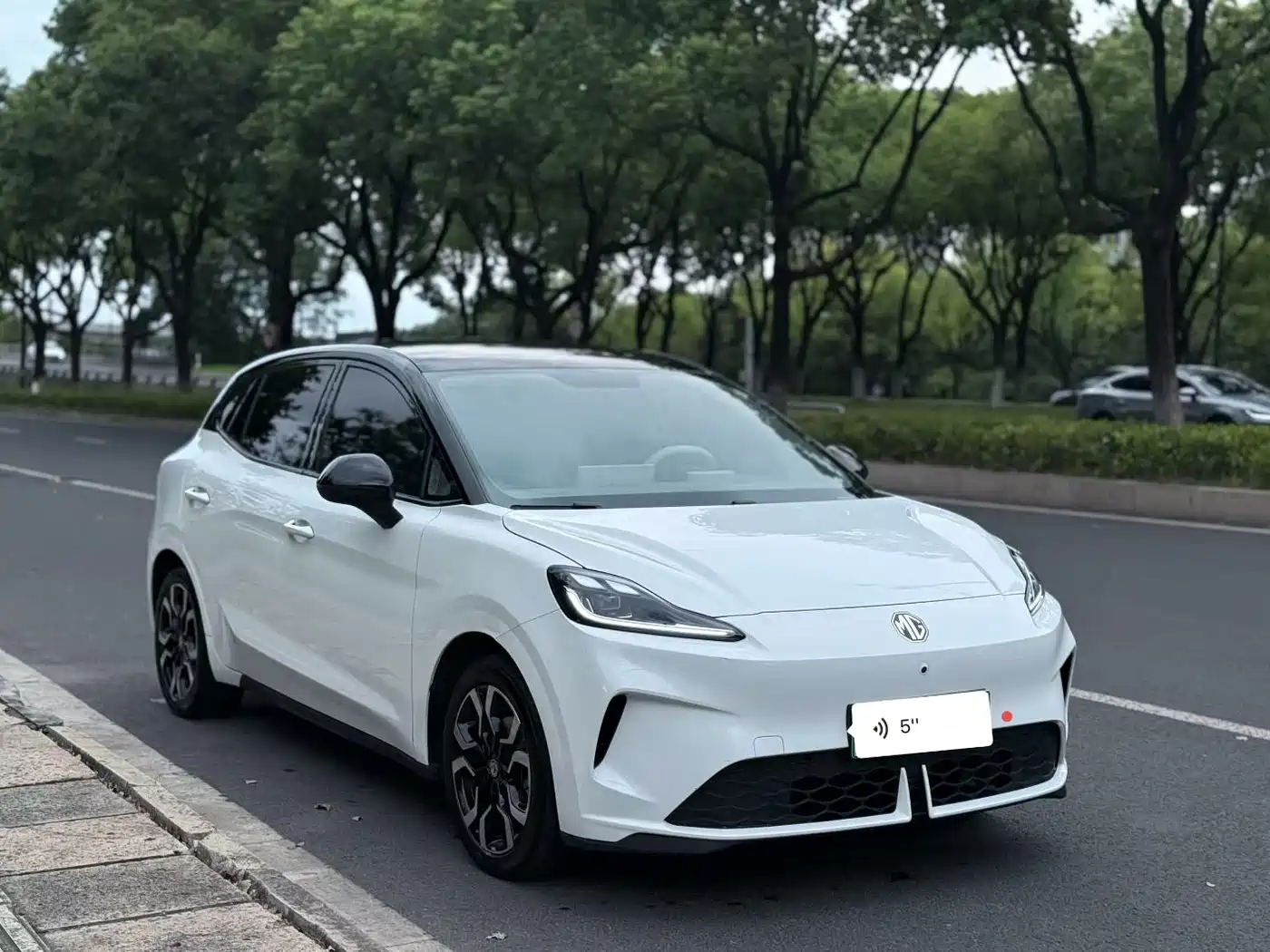 MG MG4 EV 2025 2025 Base Model