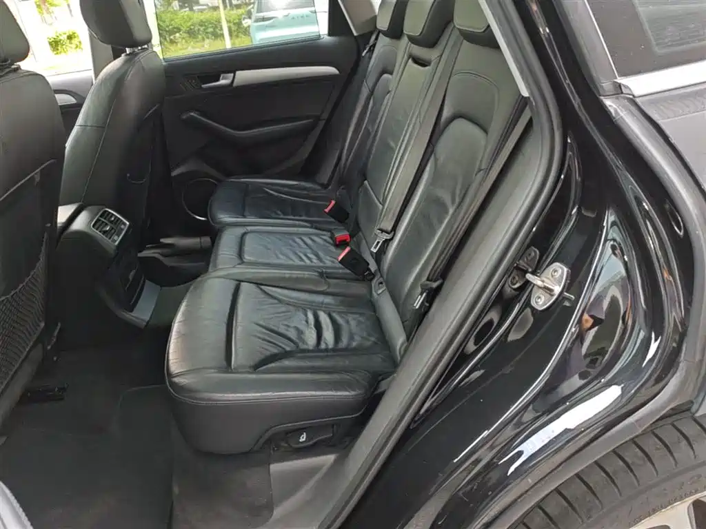 Audi Q5 (Import) 2013 45 TFSI quattro Sport фото 24