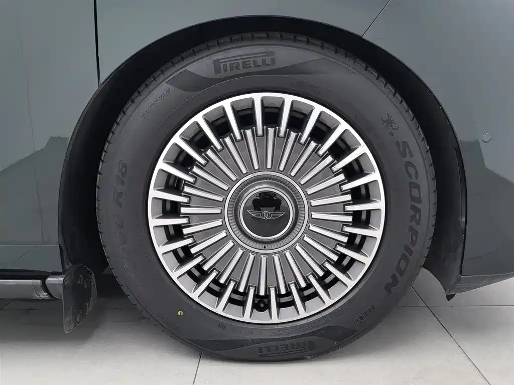 Geely Galaxy Yizhen L380 2025 Model 805km Flagship Edition AWD фото 17