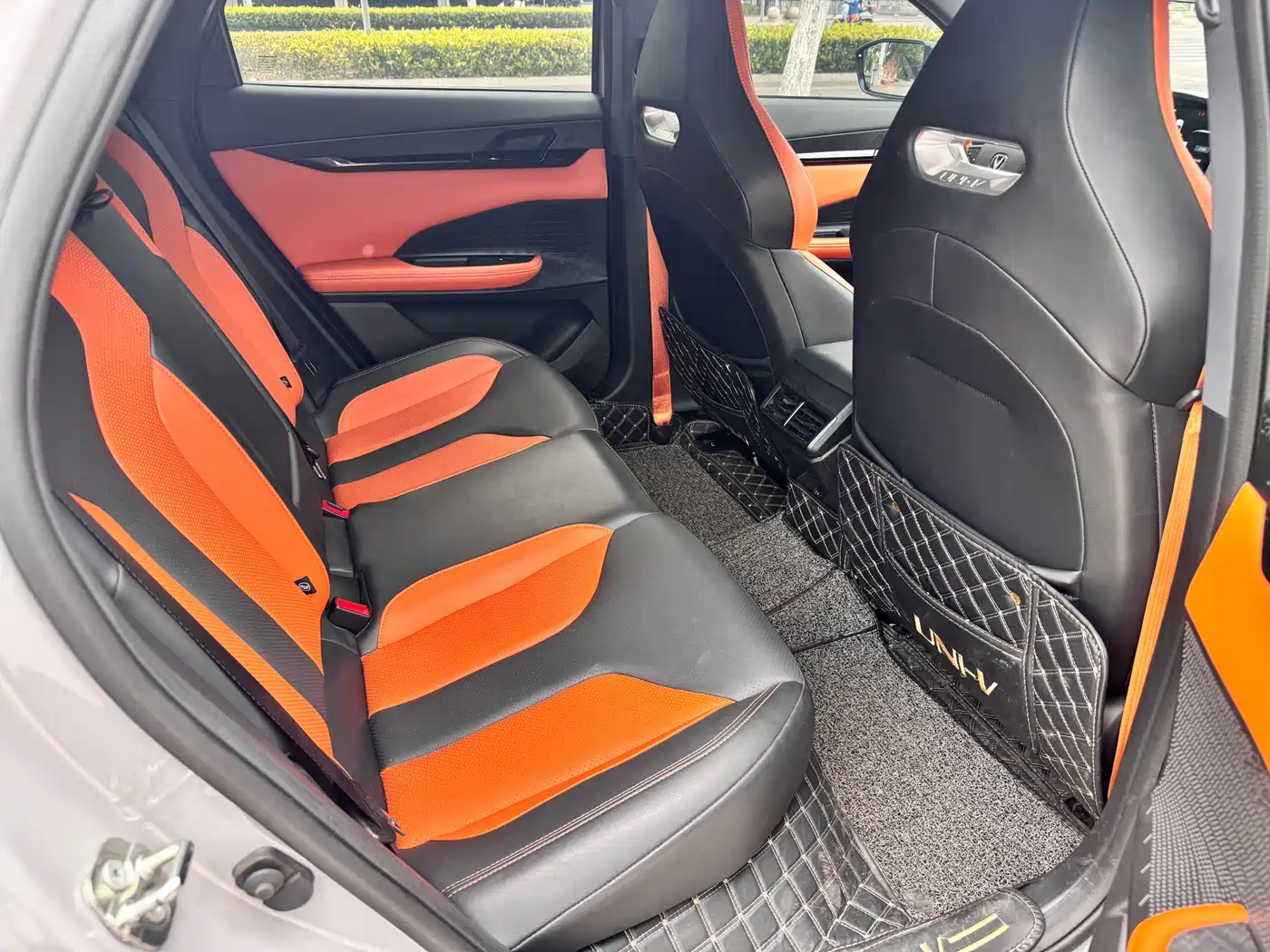 CHANGAN UNI-V