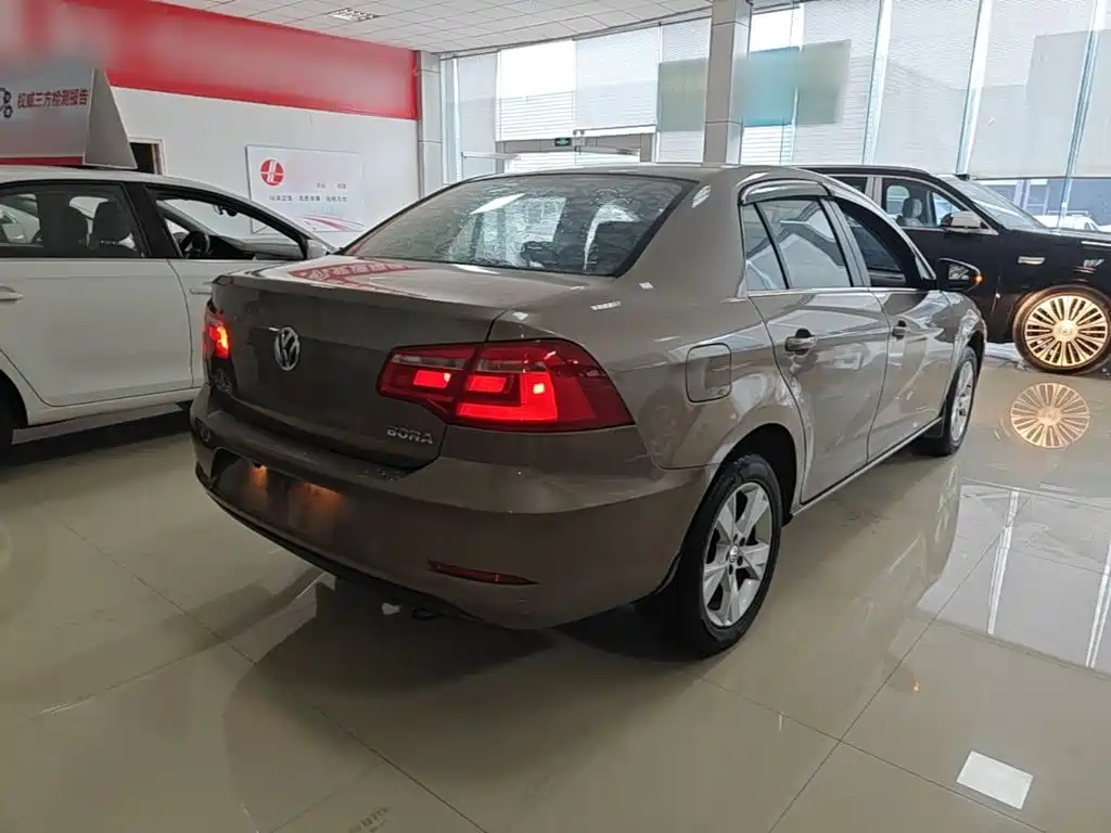 Фото 7 - Volkswagen Bora
