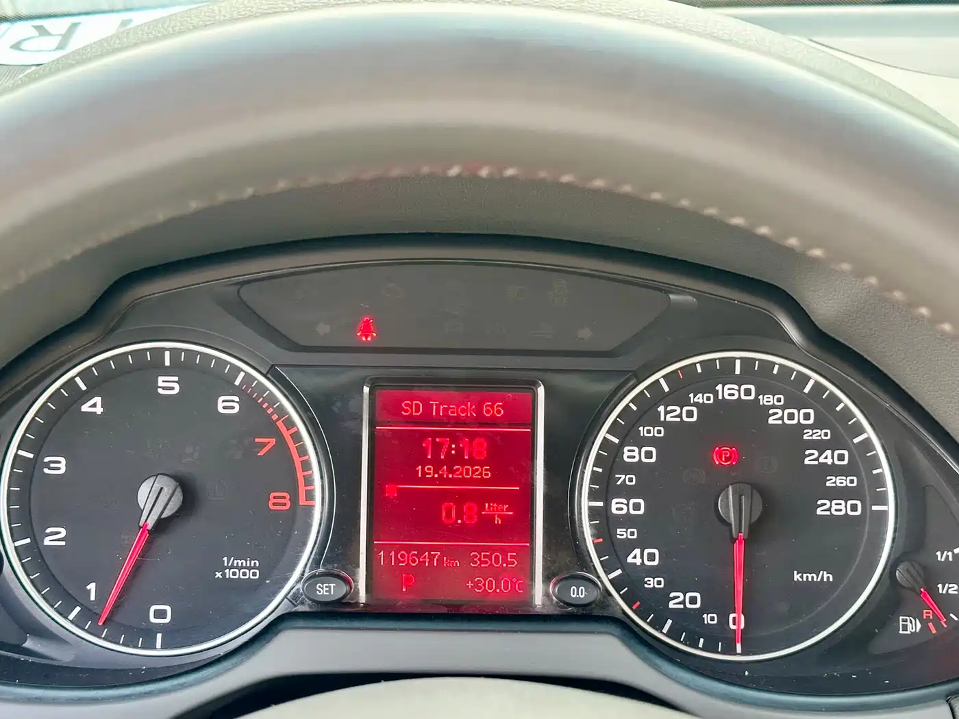 Audi Q5 2012 2.0TFSI Comfort фото 39
