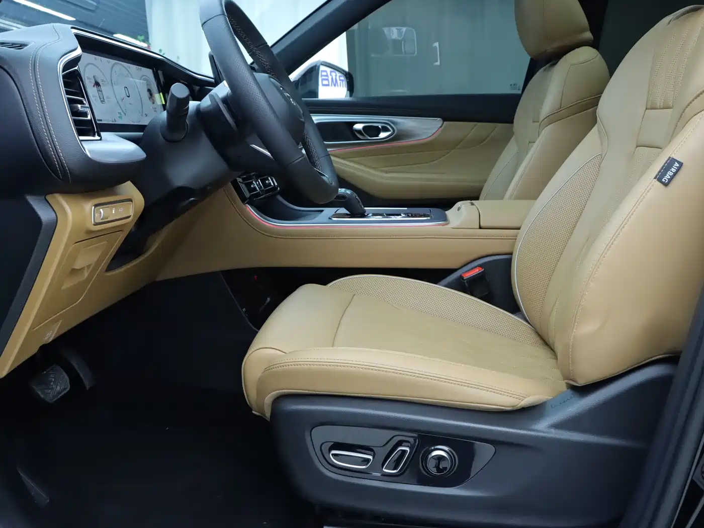 GAC TRUMPCHI GS8