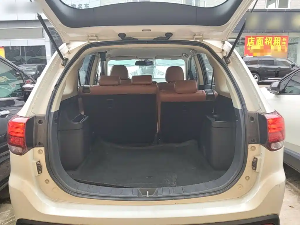 Mitsubishi Outlander 2016 2016 2.0L 2WD Fashion Edition 5-seater