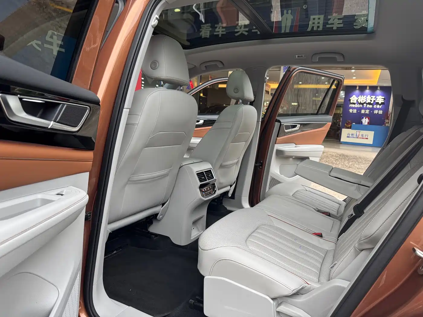 Volkswagen Teramont 2021 330TSI 2WD Premium Luxury Edition фото 8