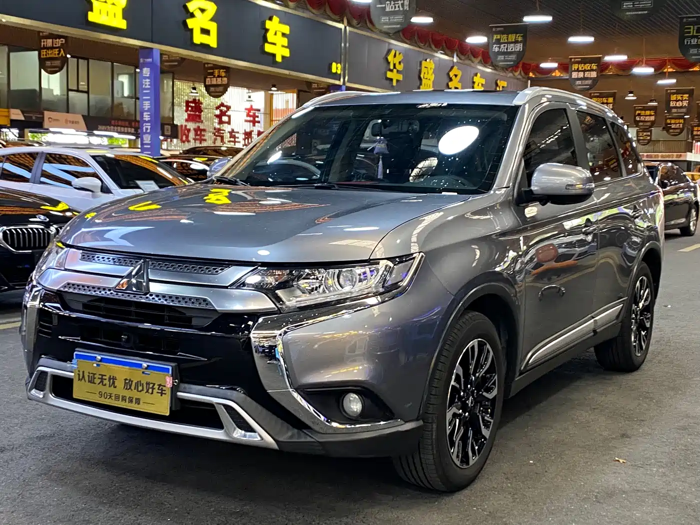 Mitsubishi Outlander 2019 2.0L 2WD Enjoy 7-Seater China VI