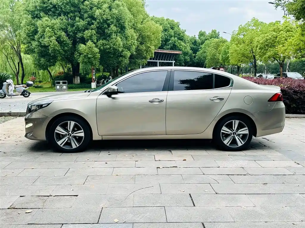 Kia Kaishen 2017 1.8L Automatic DLX фото 24