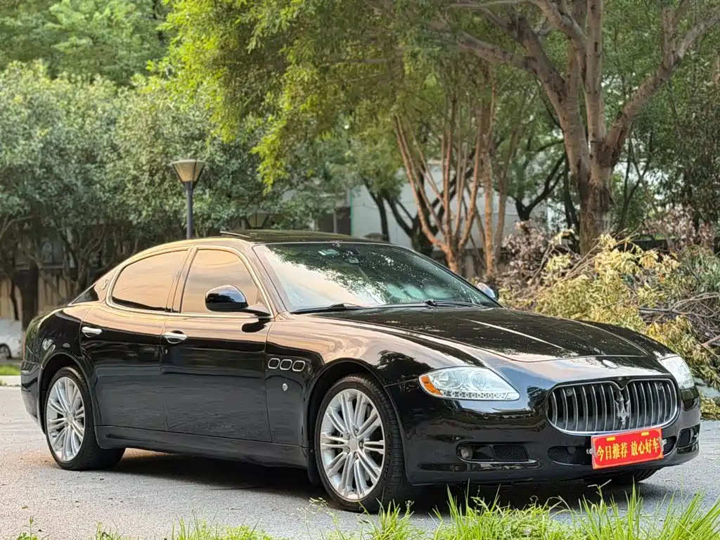 Maserati Quattroporte 2010 2010 4.7L Executive Edition