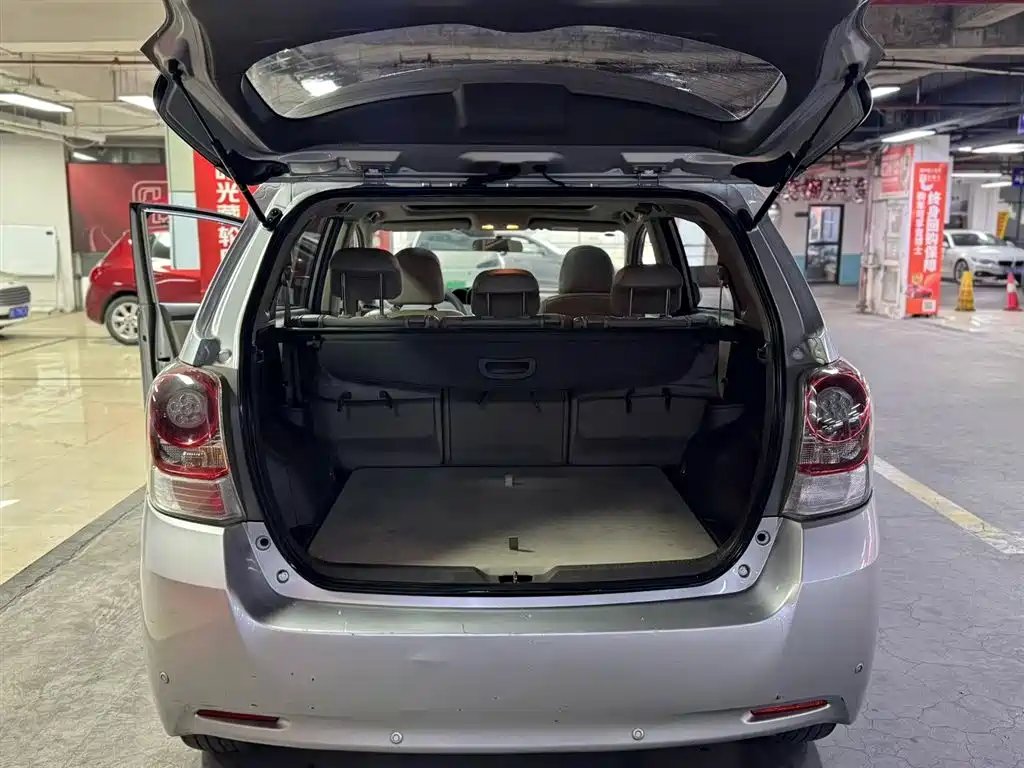 Toyota E'Z 2011 180G CVT Luxury Edition фото 6