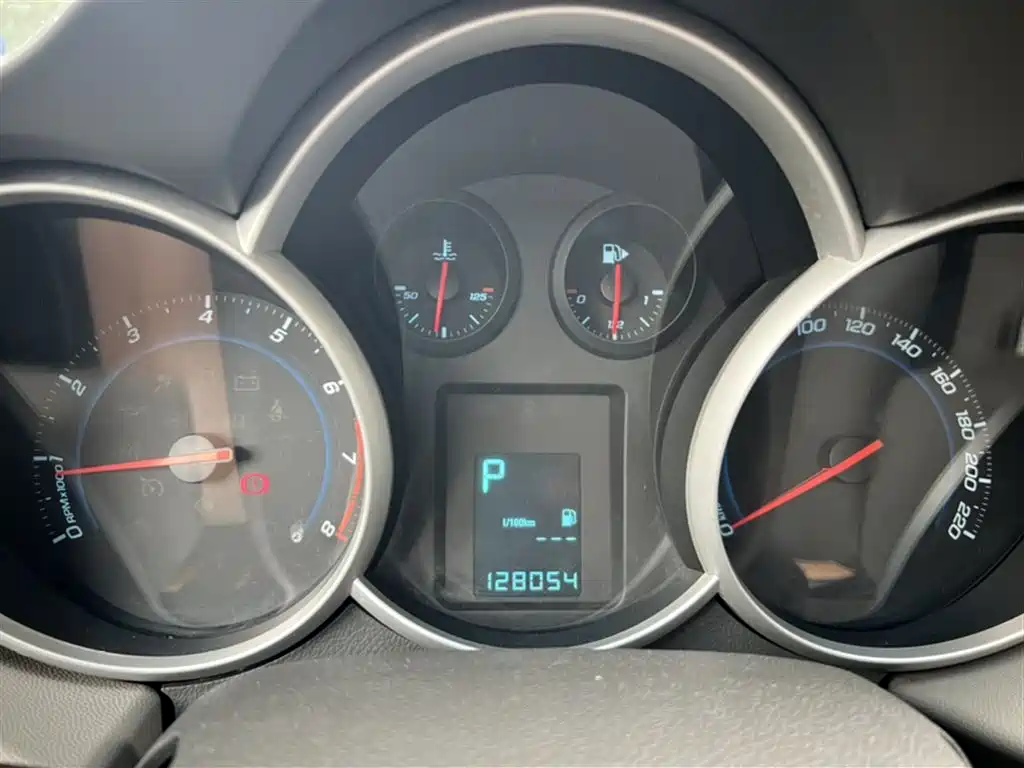 Chevrolet Cruze 2013 1.6L SL Universe AT фото 6