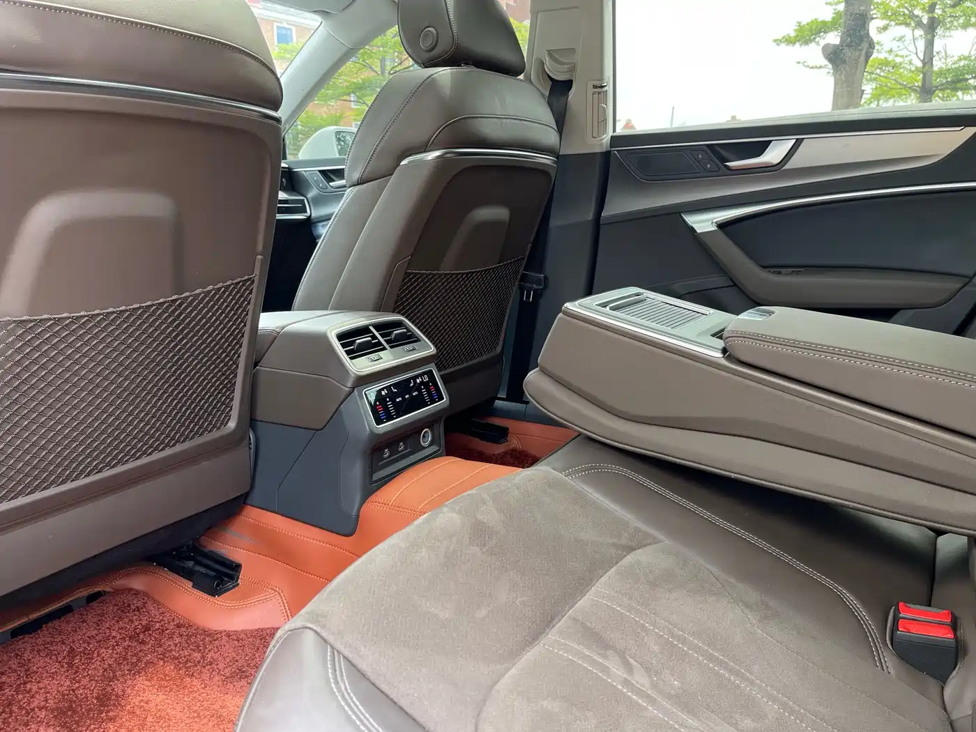 Audi A7L 2022 45 TFSI S-line Dream Builder Edition фото 20