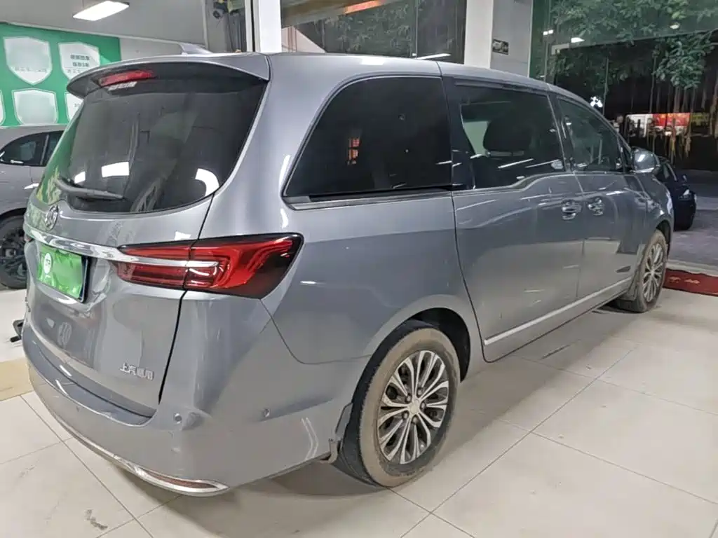 Фото 7 - Buick GL8