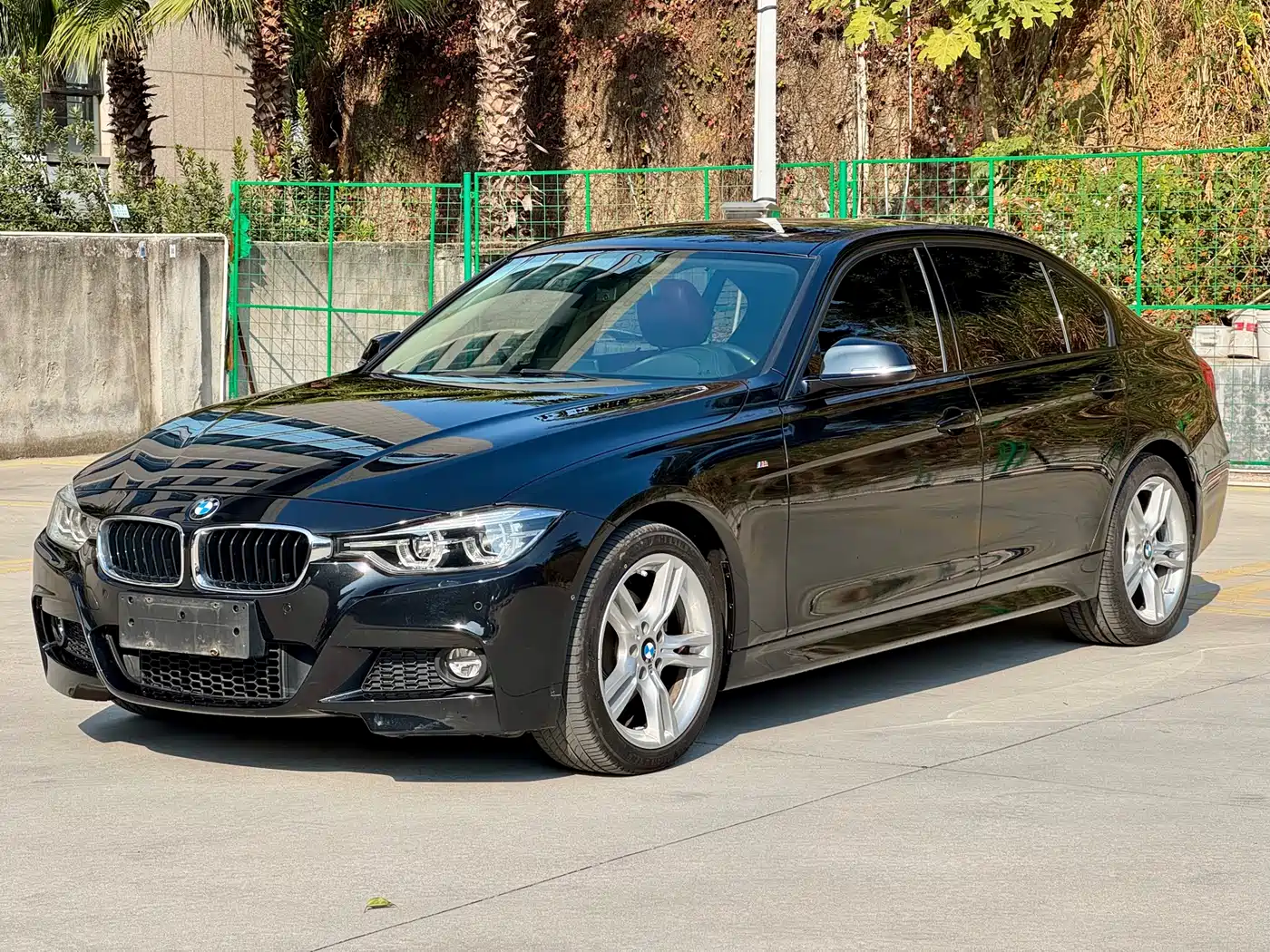 BMW 3 Series 2019 320Li M Luxury Package