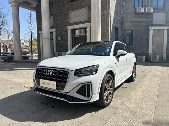 Audi Q2L 2023 35TFSI Fashion Sport