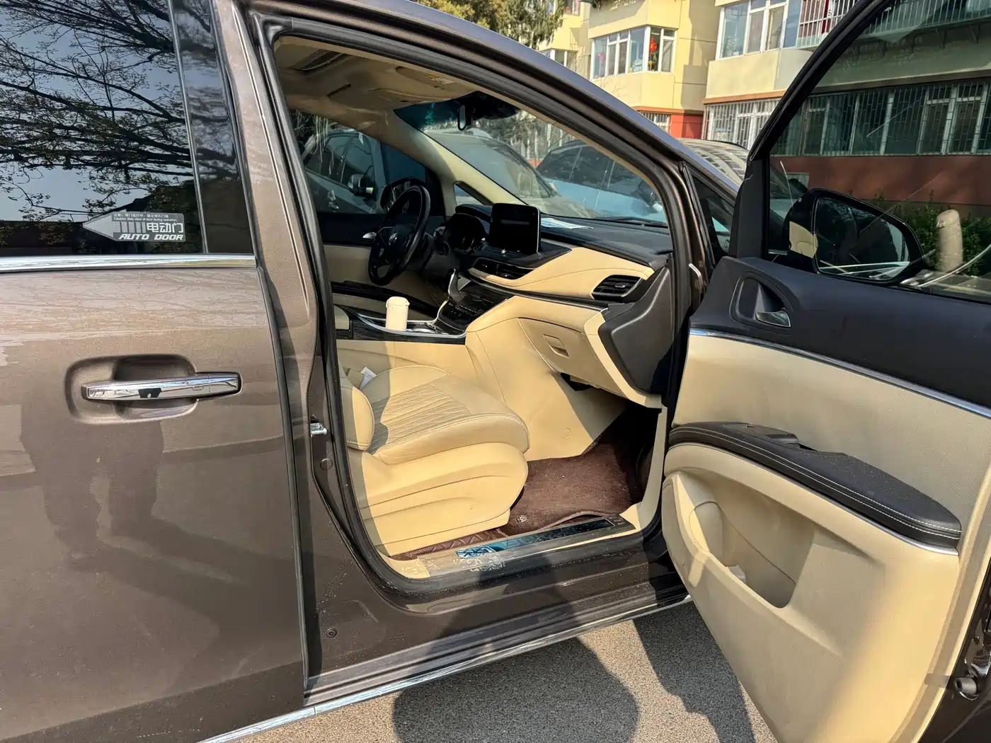 Buick GL8 2023 Land Business Class 652T Luxury фото 14