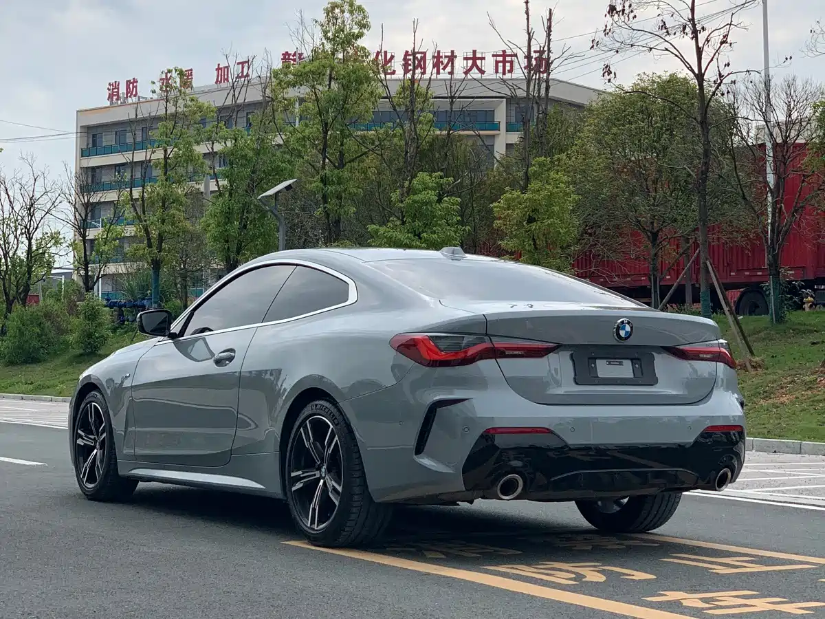 BMW 4-SERIES