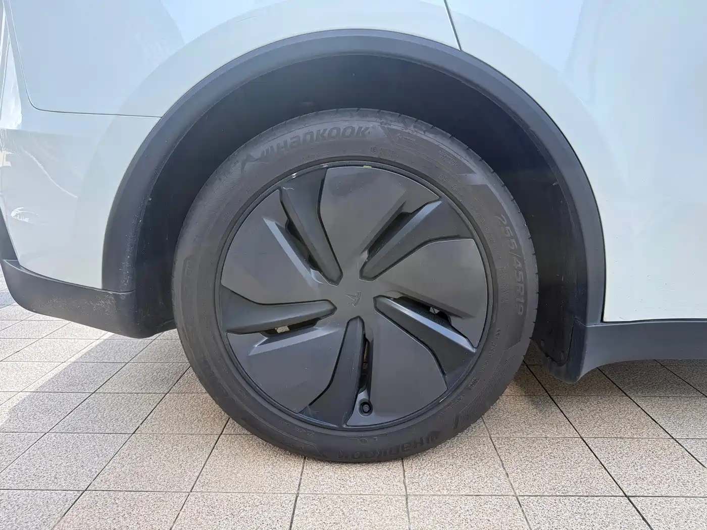 Фото 11 - Tesla Model Y