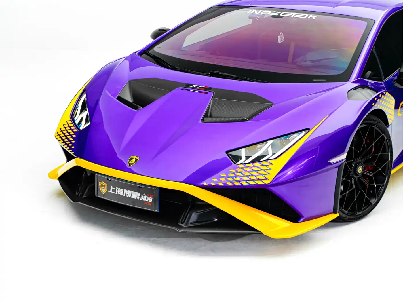 LAMBORGHINI HURACÁN