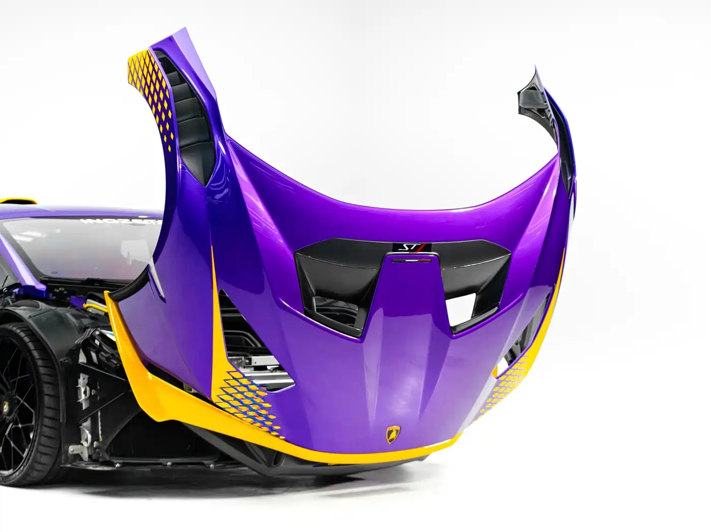 LAMBORGHINI HURACÁN