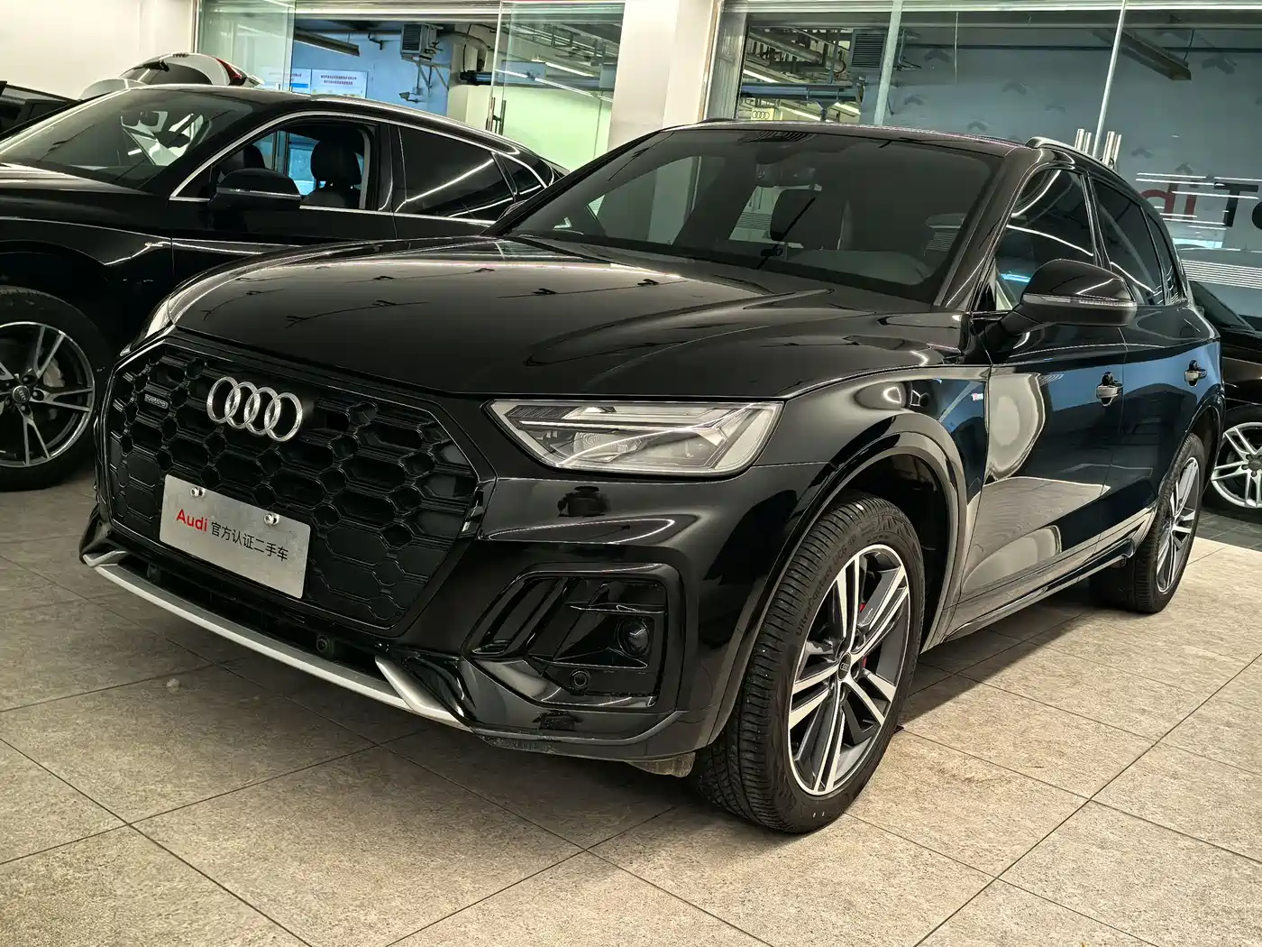Audi Q5L 2024 Model 40 TFSI Luxury Dynamic