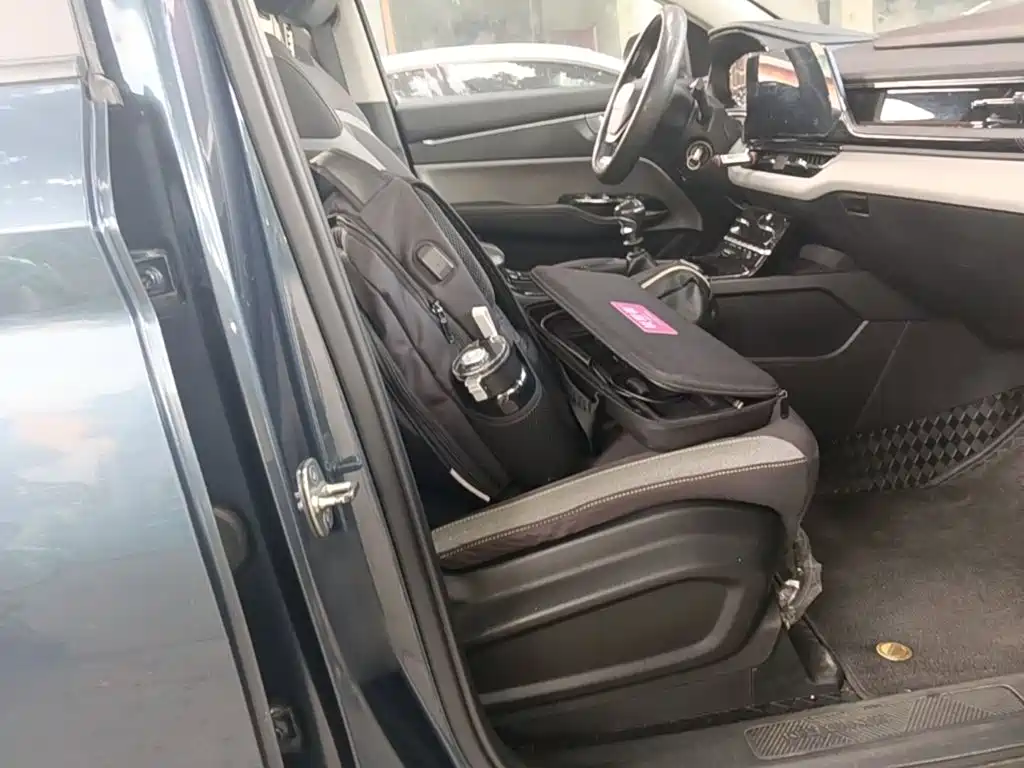 صورة 25 - Wuling Motors Wuling Victory
