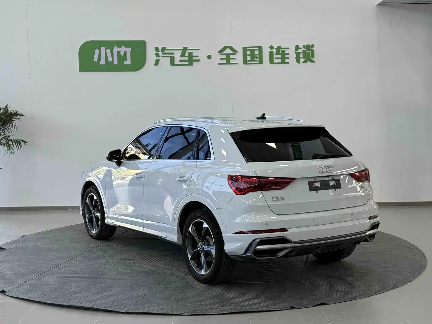 Audi Q3 2022 35 TFSI Fashion Dynamic фото 4