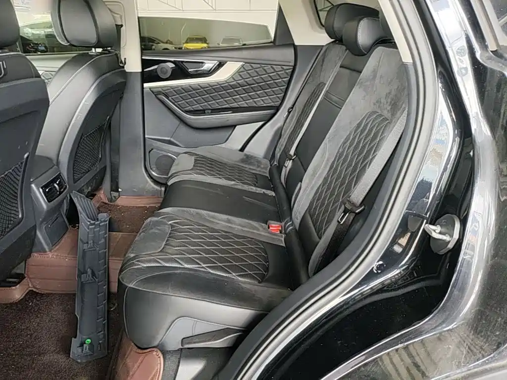 Hongqi HS5 2020 2019 2.0T Smart Connect Enjoy 4WD Edition
